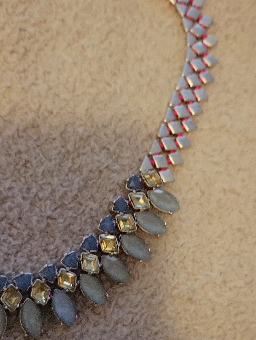 Stella & Dot statement gold